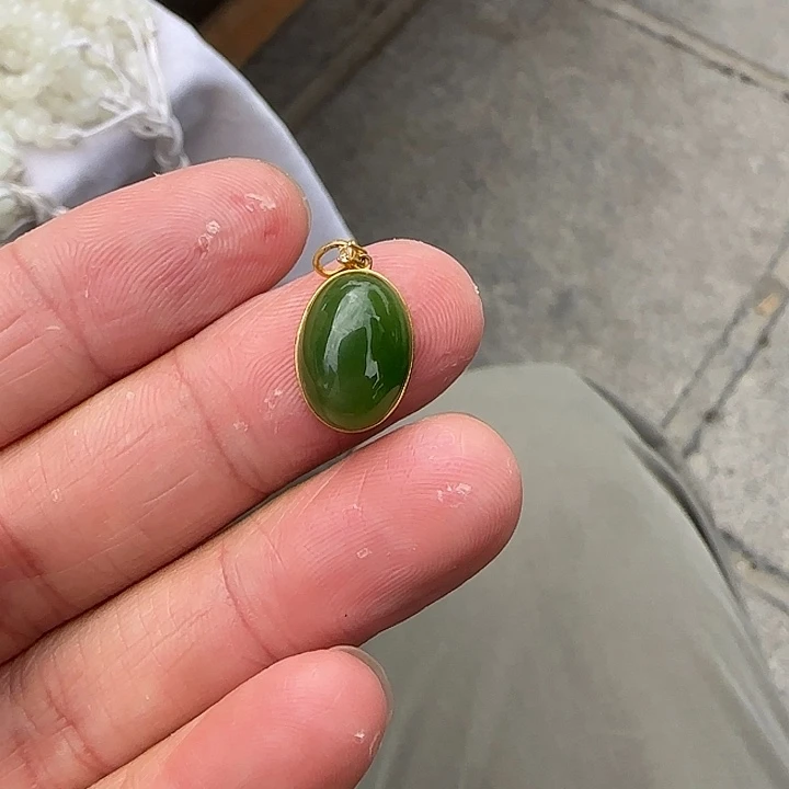 和田玉（碧玉）18K金镶嵌颈饰