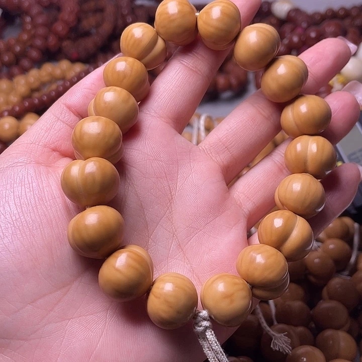 猴头核桃手串17尺寸镜面柯基屁桃手持全品无暇