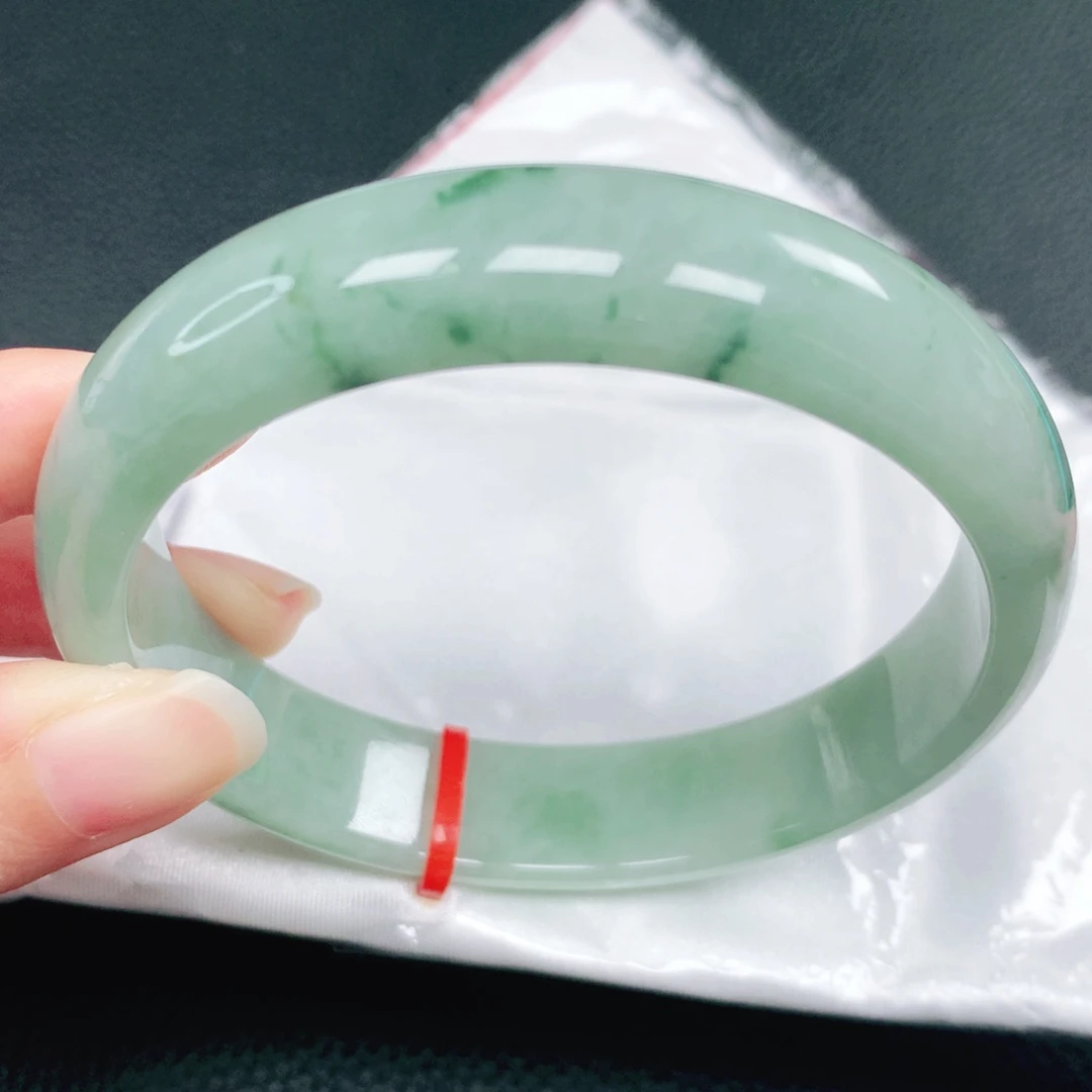 翡翠未镶嵌手镯62圈