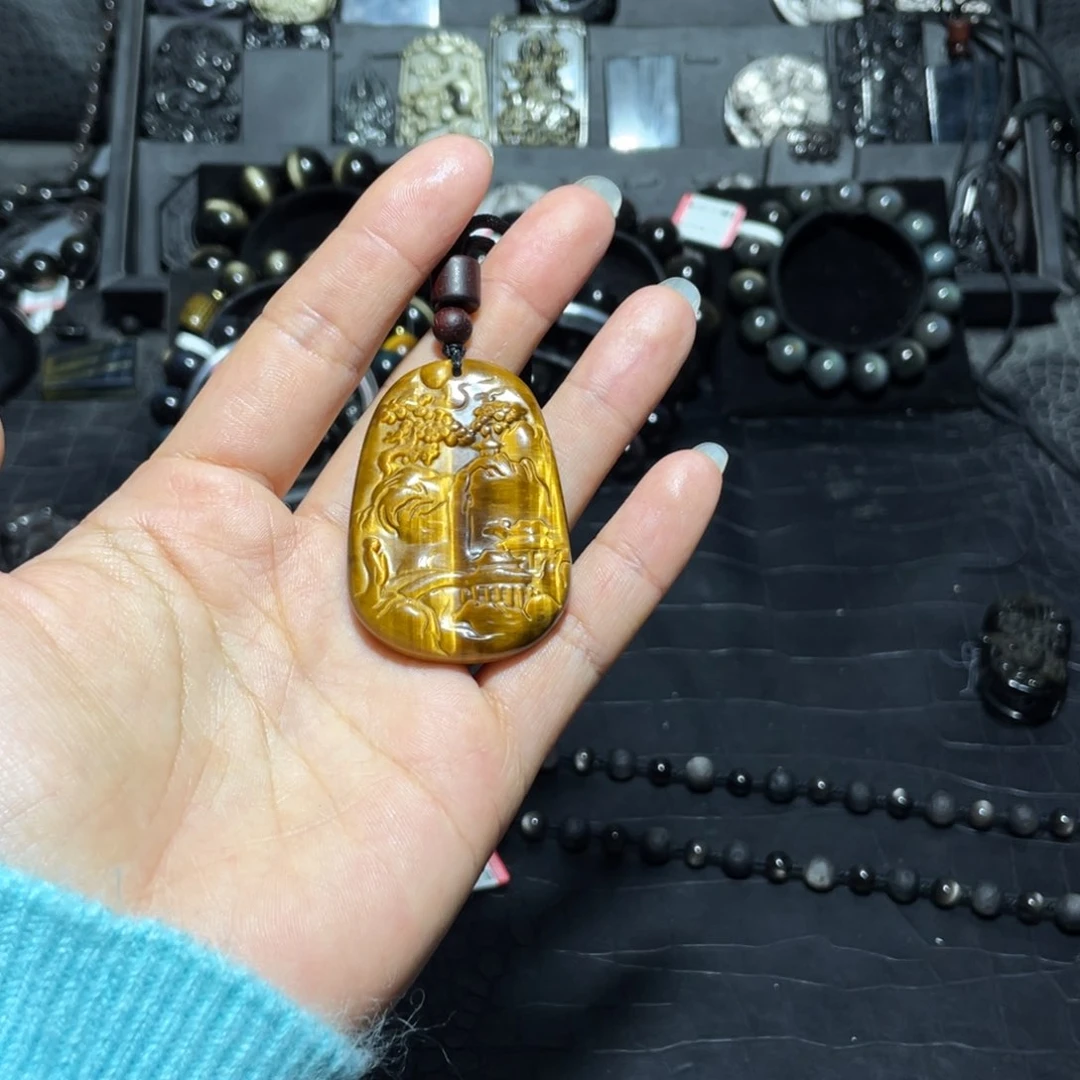 木变石（虎睛石）颈饰未镶嵌瓶*李