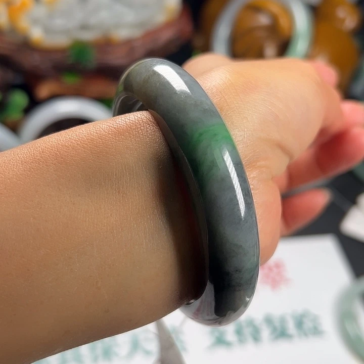 翡翠未镶嵌手镯纯天然缅甸A货翡翠绿毛鸡福利镯57.7