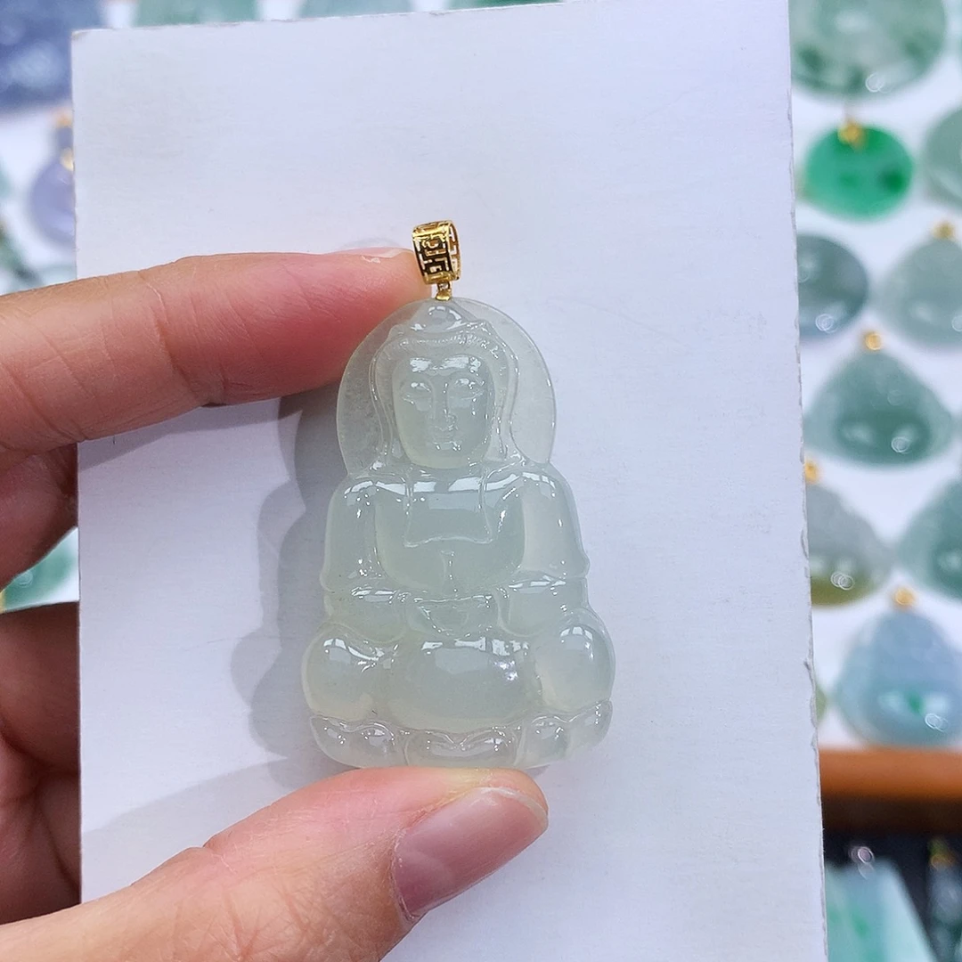 翡翠18K金镶嵌颈饰翡翠吊坠