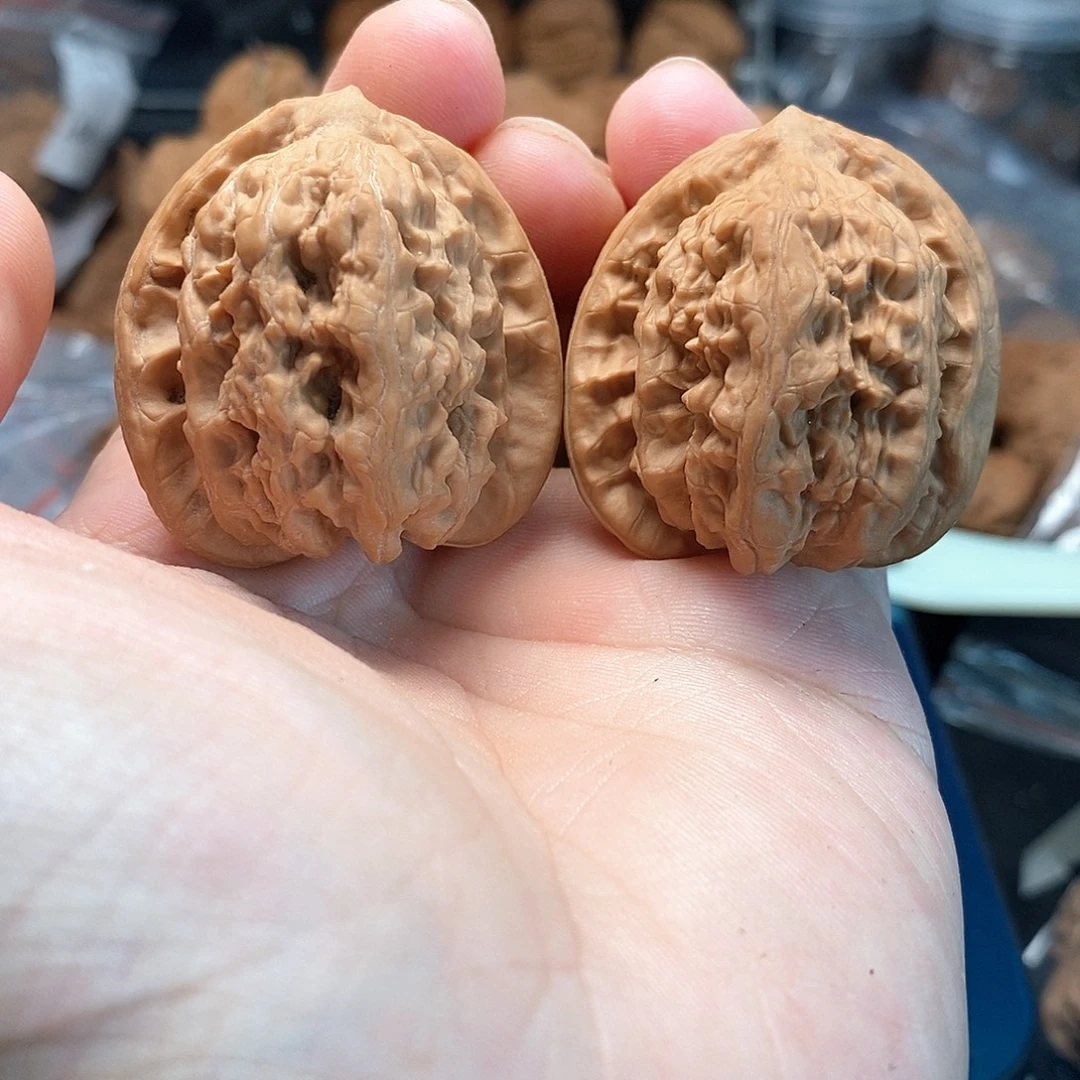 1文玩核桃蚂蚁沟38-221