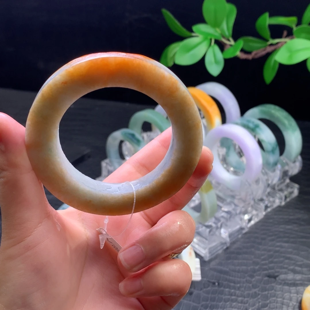 定制翡翠未镶嵌手镯