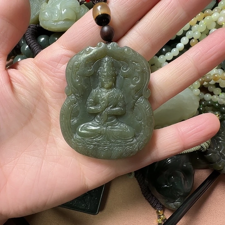 和田玉未镶嵌颈饰