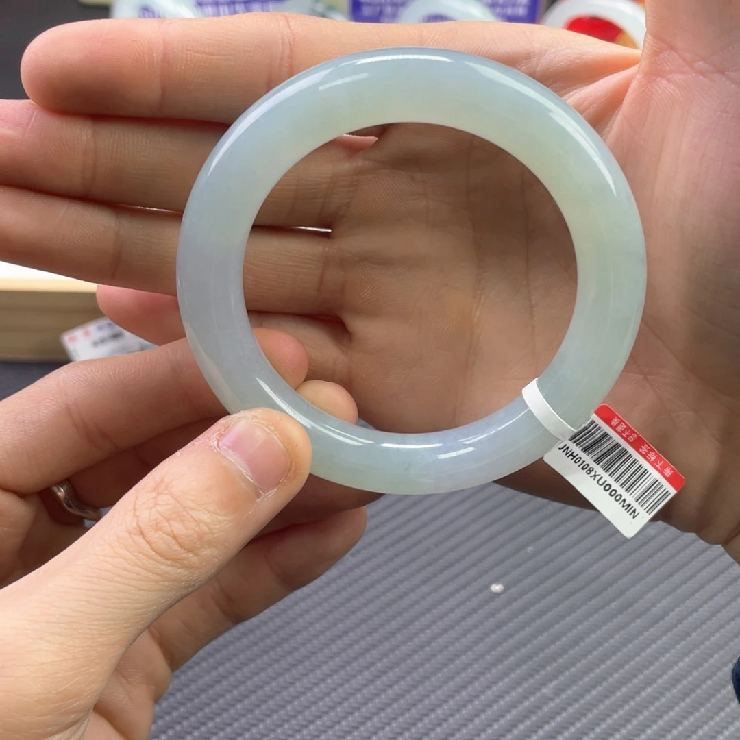 翡翠手镯未镶嵌天然缅甸a货翡翠手镯