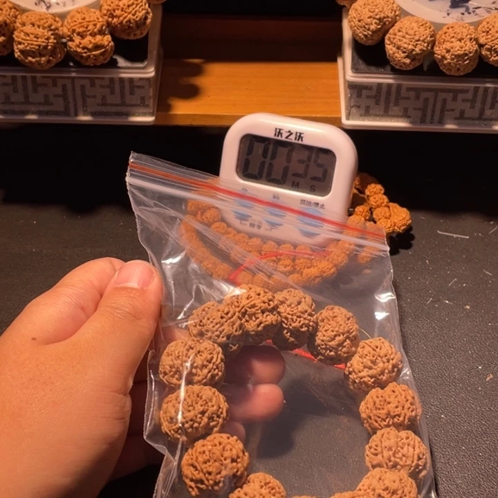 巍***哥金刚菩提手串这个