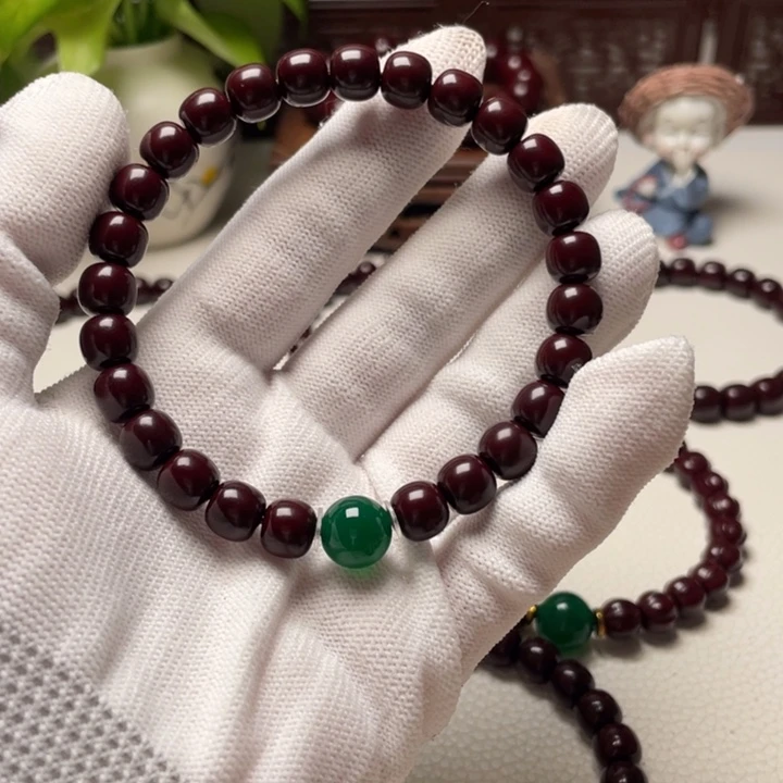 贺***军猴头核桃吊坠猴头