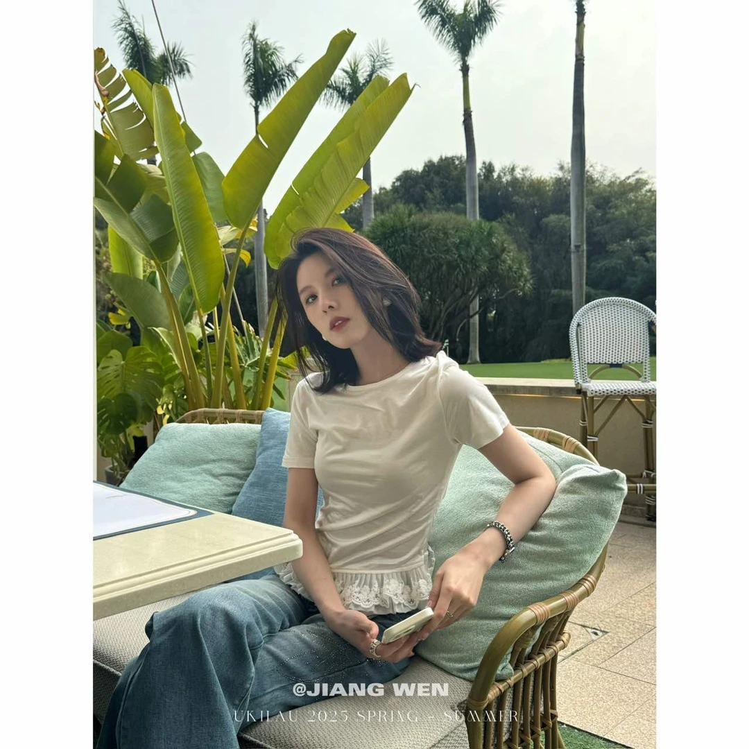 【溪中山雪】蕾丝拼接花边芭蕾风修身短款短袖T恤