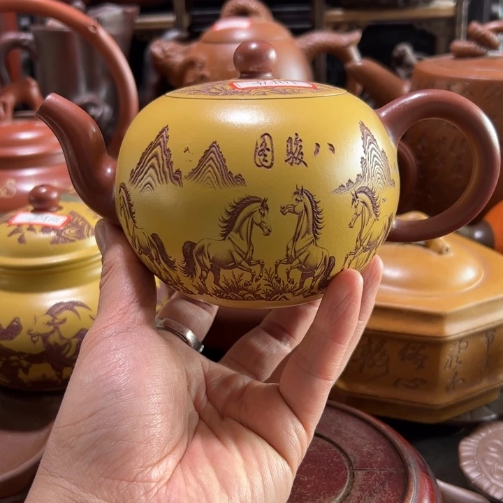 紫砂茶壶紫砂壶收藏起来吧