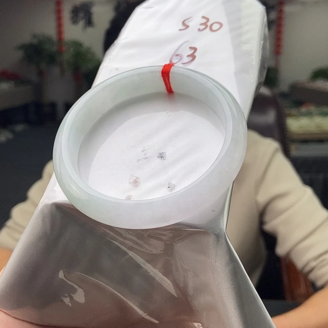 翡翠手镯未镶嵌拍一发一