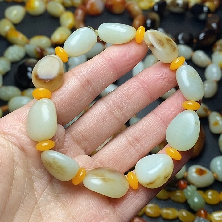 和田玉未镶嵌手链