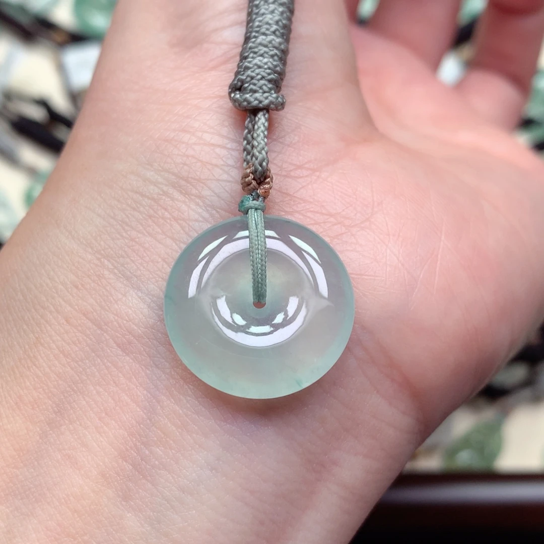 翡翠未镶嵌颈饰扣子