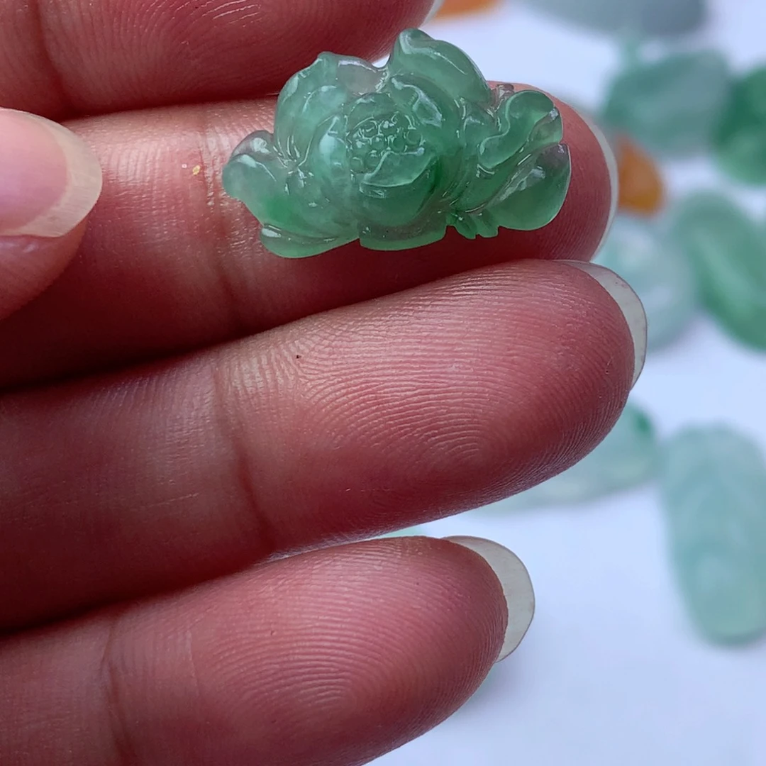 定制翡翠未镶嵌包工