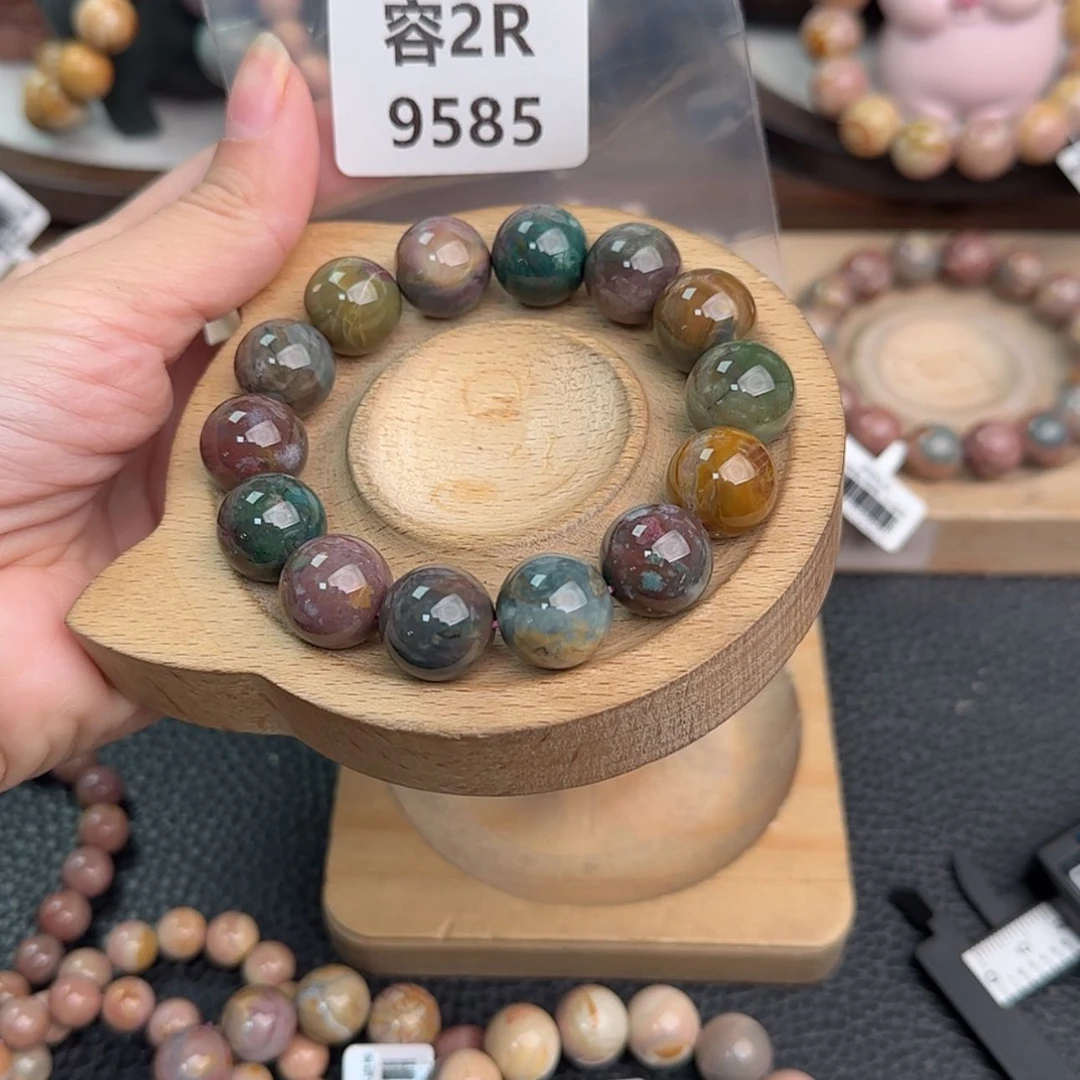 【闪购商品】未镶嵌手链石英岩玉去****！r 9585