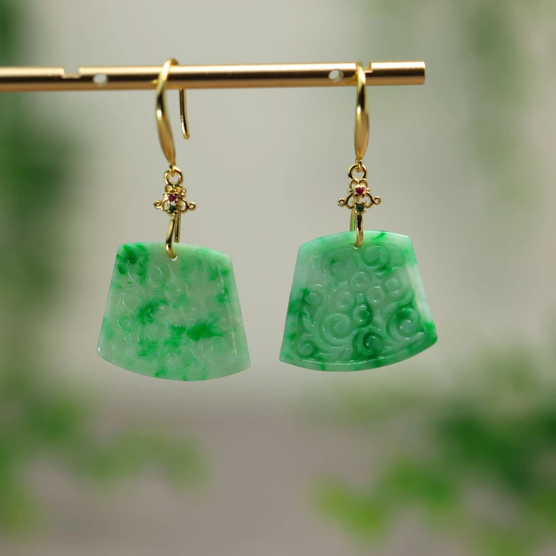 #J447 S925银耳钩镶嵌阳绿天然A货翡翠雕花耳坠耳环