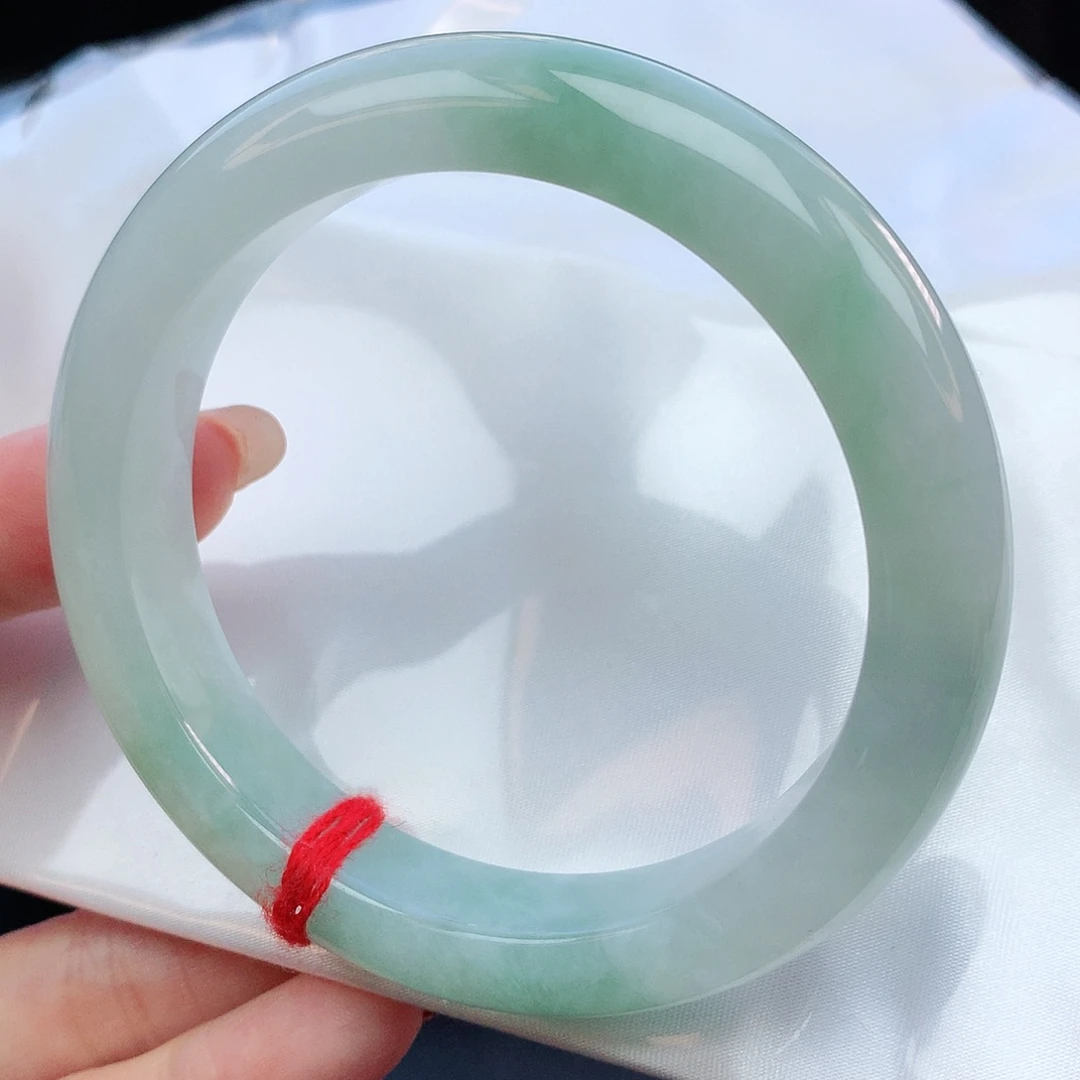 翡翠手镯未镶嵌58圈口100157