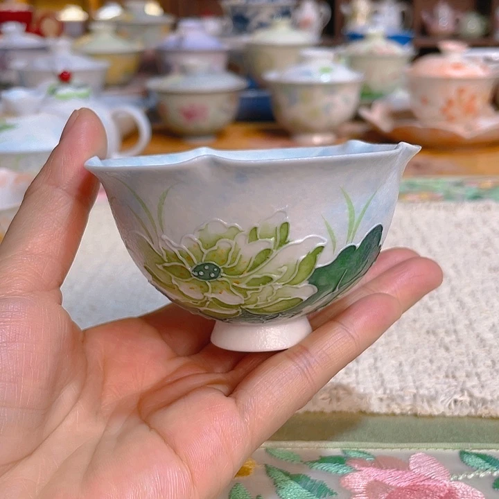 【闪购商品】荷畔映波蓝圆满高足杯
