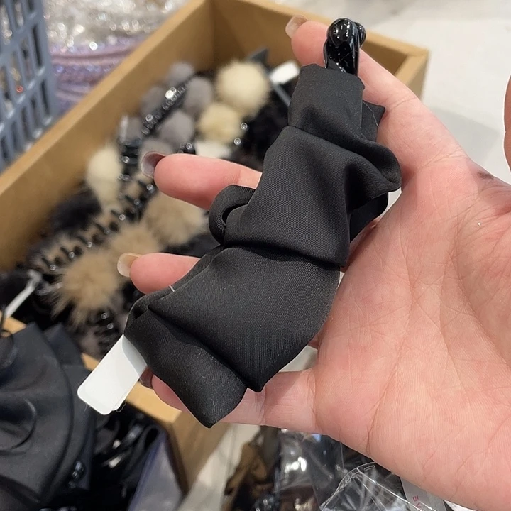 皮质非金属香蕉夹