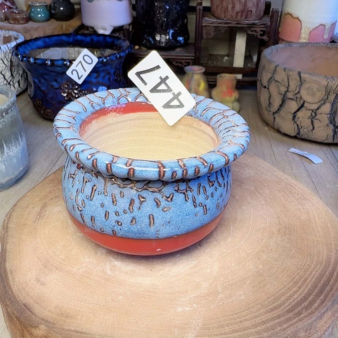 满38送两个拇指花盆