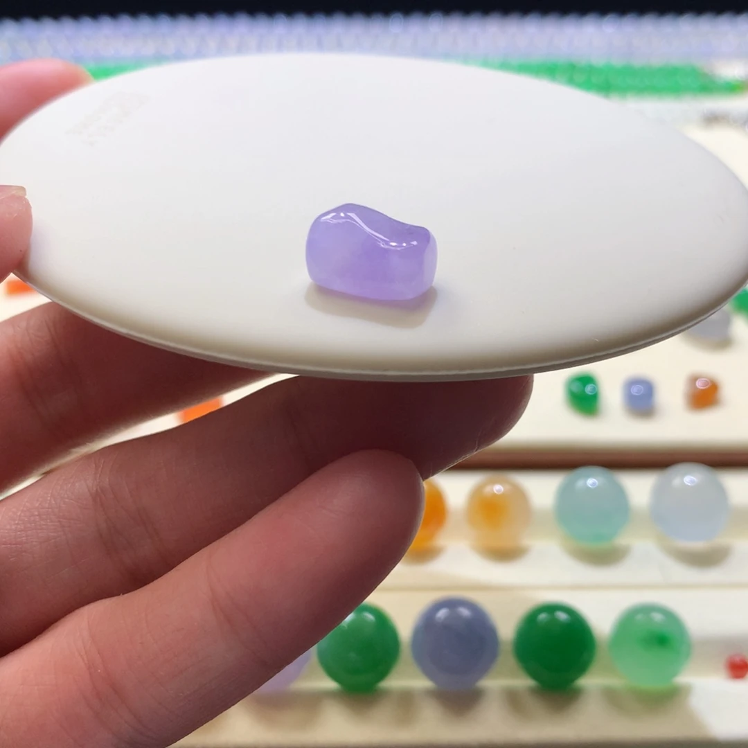 定制翡翠未镶嵌粉椿紫随形