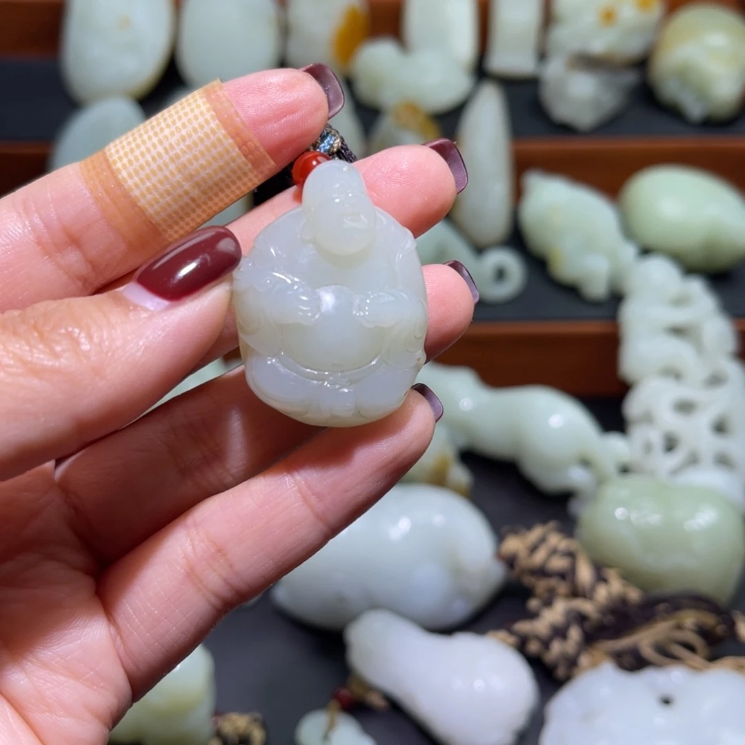 和田玉（糖玉）未镶嵌颈饰