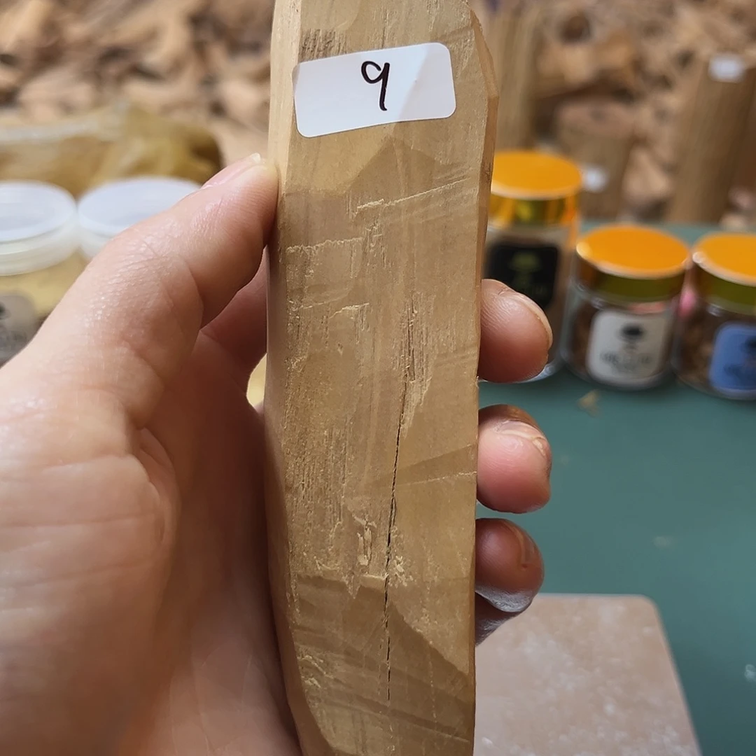 檀香木其他正区老山檀手把件109克