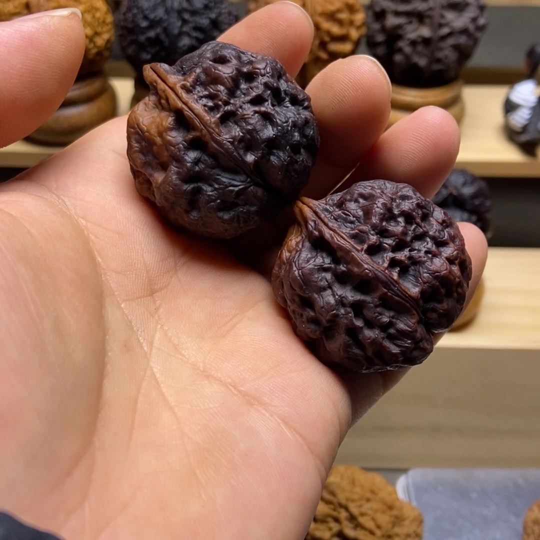 文玩核桃吊坠毒王