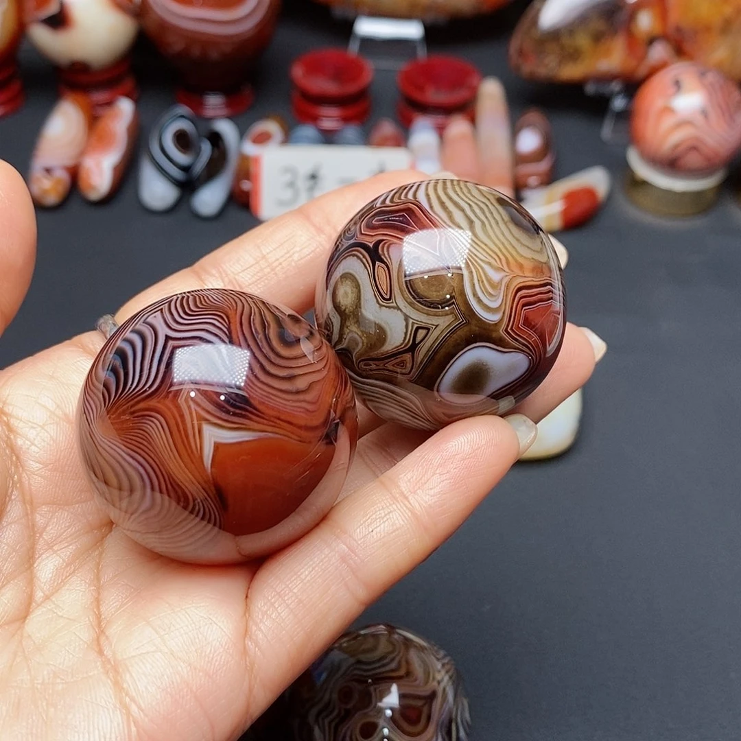 玛瑙/玉髓手把石三毛未镶嵌畅**言