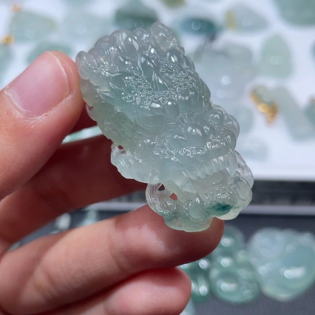 定制翡翠未镶嵌翡翠
