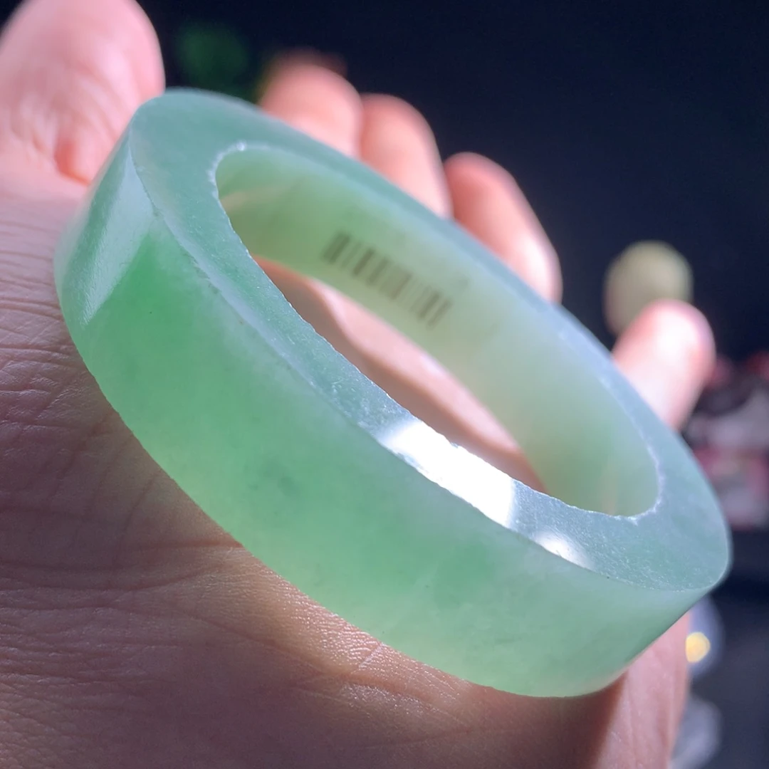 定制翡翠手镯未镶嵌