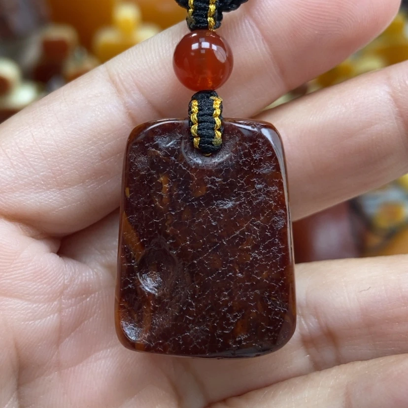 【闪购商品】琥珀颈饰未镶嵌