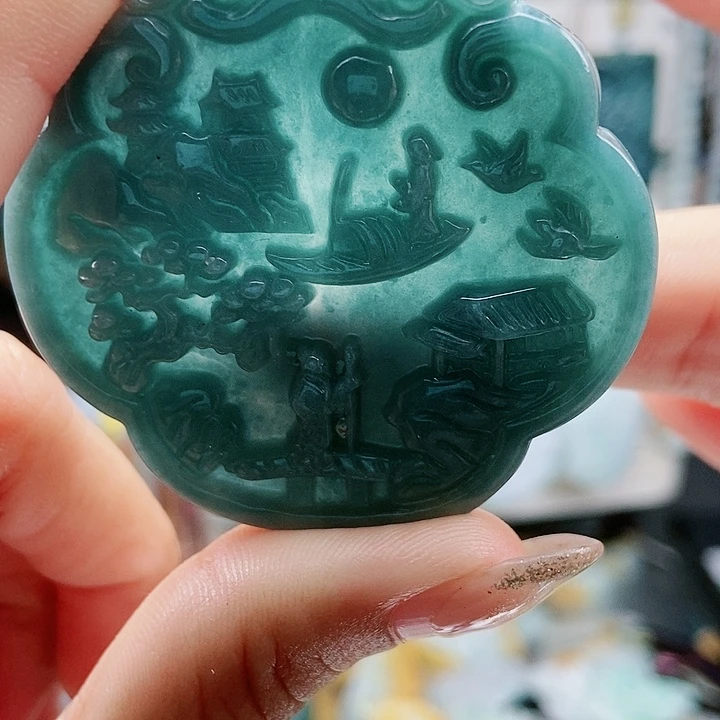 翡翠未镶嵌颈饰翡翠
