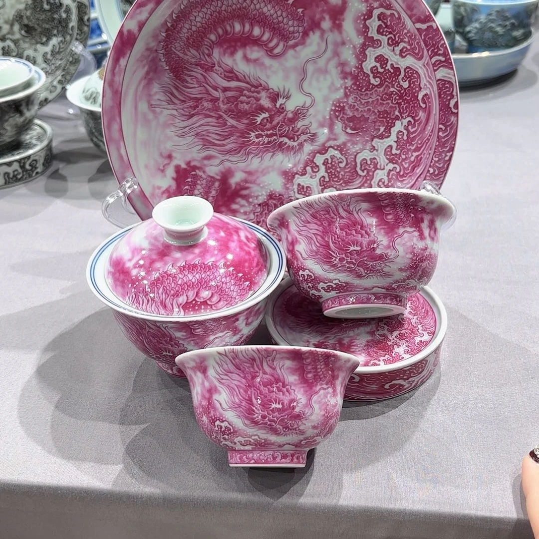 瓷片景德镇瓷器精品陈列展品