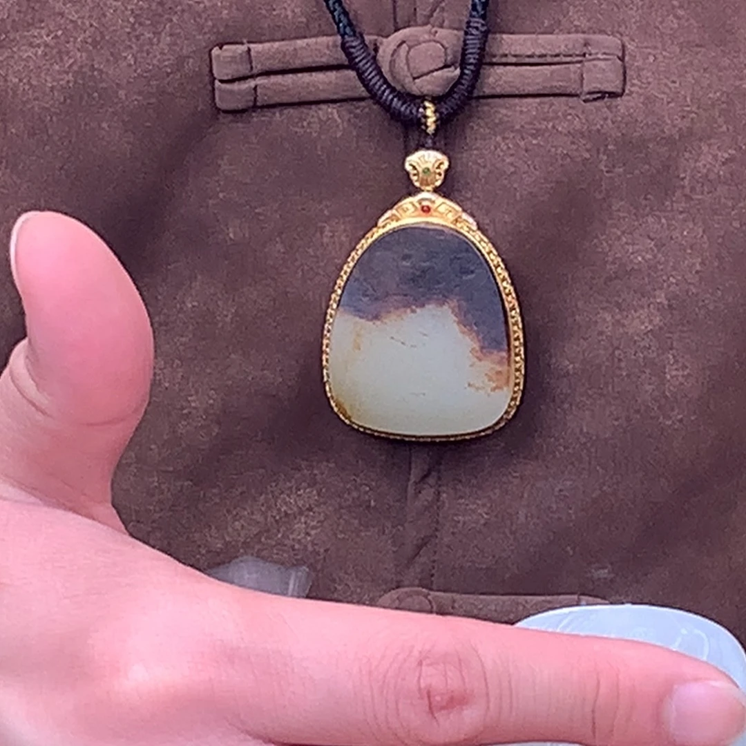 和田玉未镶嵌挂件