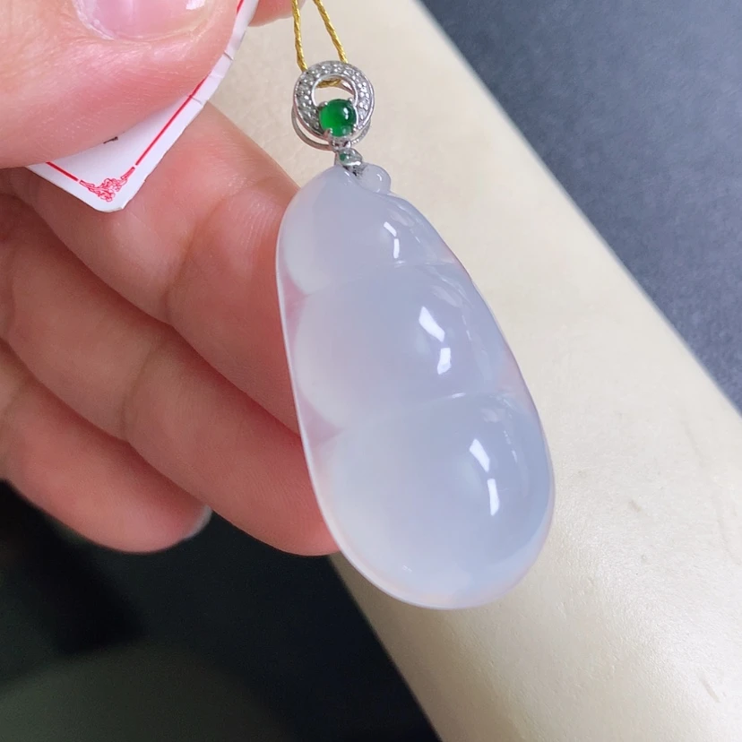 【闪购商品】翡翠颈饰18K金镶嵌豆子