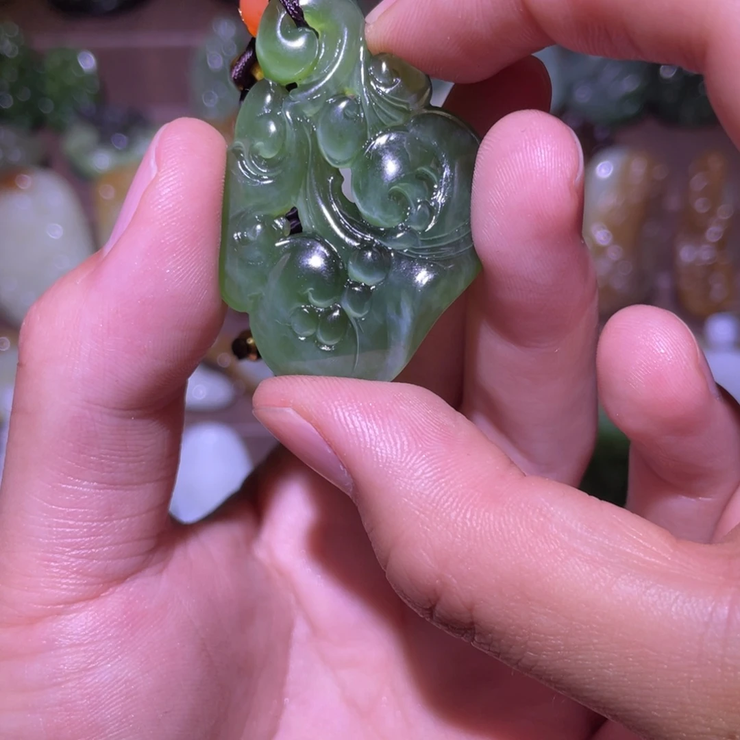 和田玉未镶嵌挂件