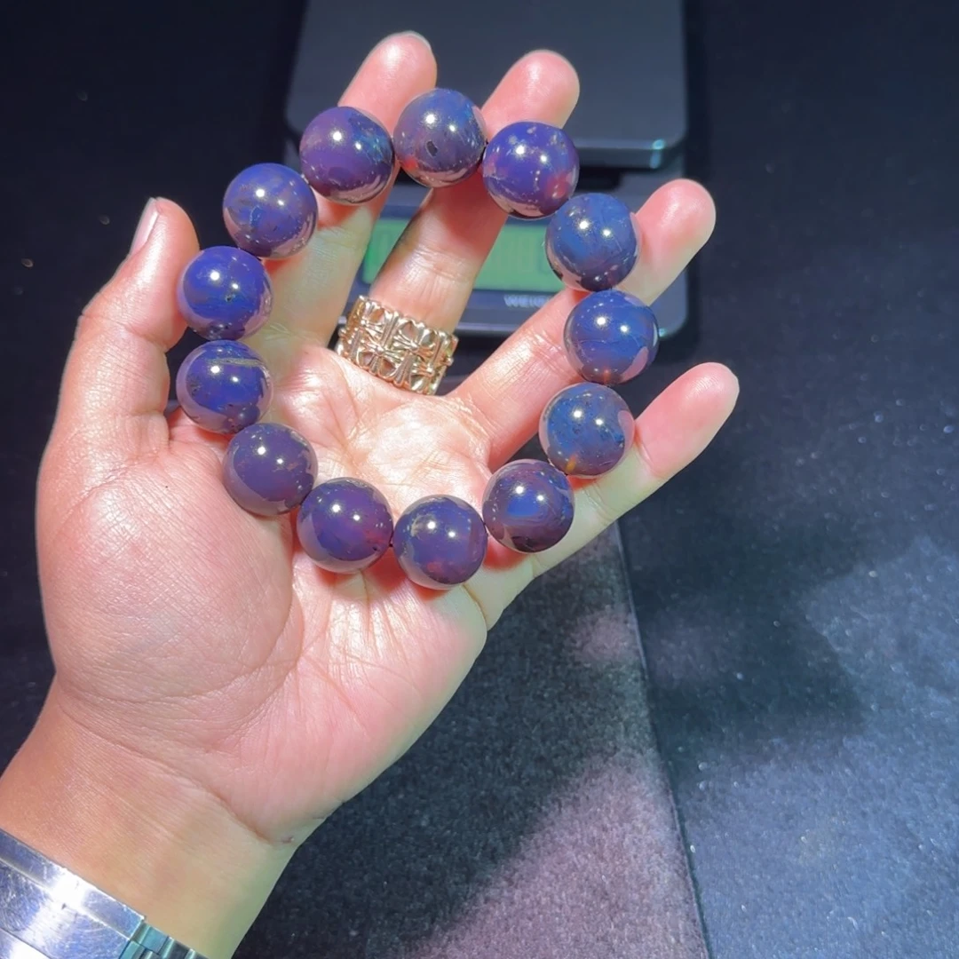 琥珀未镶嵌裸石琥珀