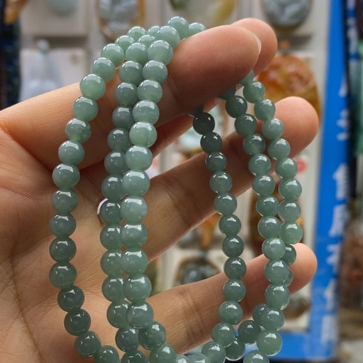 翡翠未镶嵌颈饰好