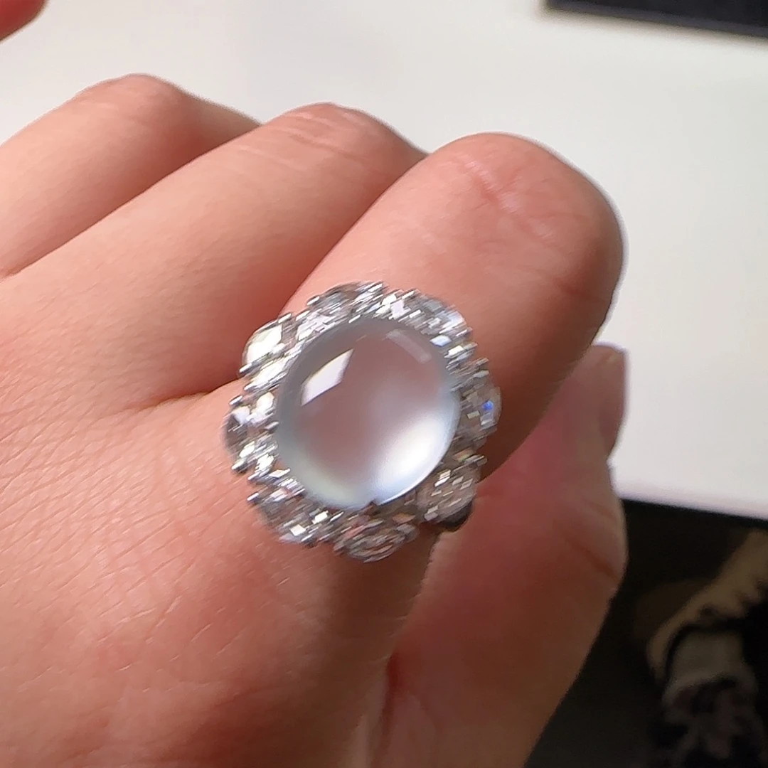 翡翠18K金镶嵌戒指天然翡翠