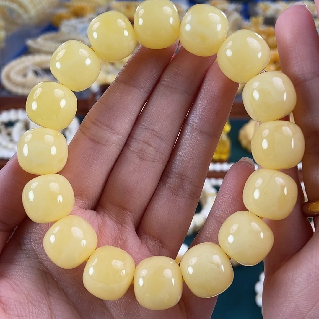 琥珀未镶嵌珠宝奇石15 33.69 同料浓白黄