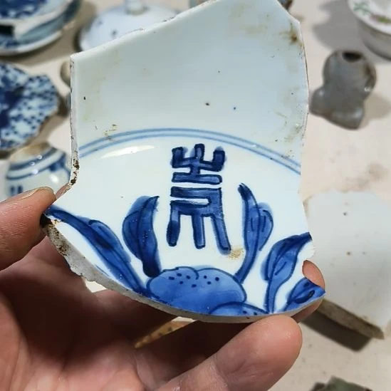 龙***居瓷片瓷片尺寸品相如图