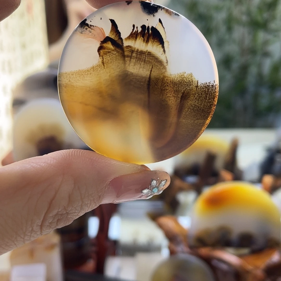 玛瑙/玉髓未镶嵌珠宝奇石