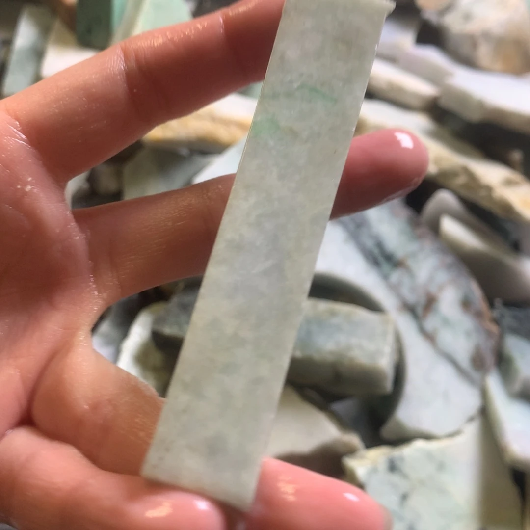 翡翠颈饰未镶嵌缅甸翡翠