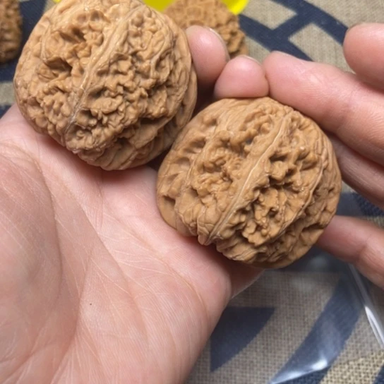 吊坠文玩核桃大粗筋