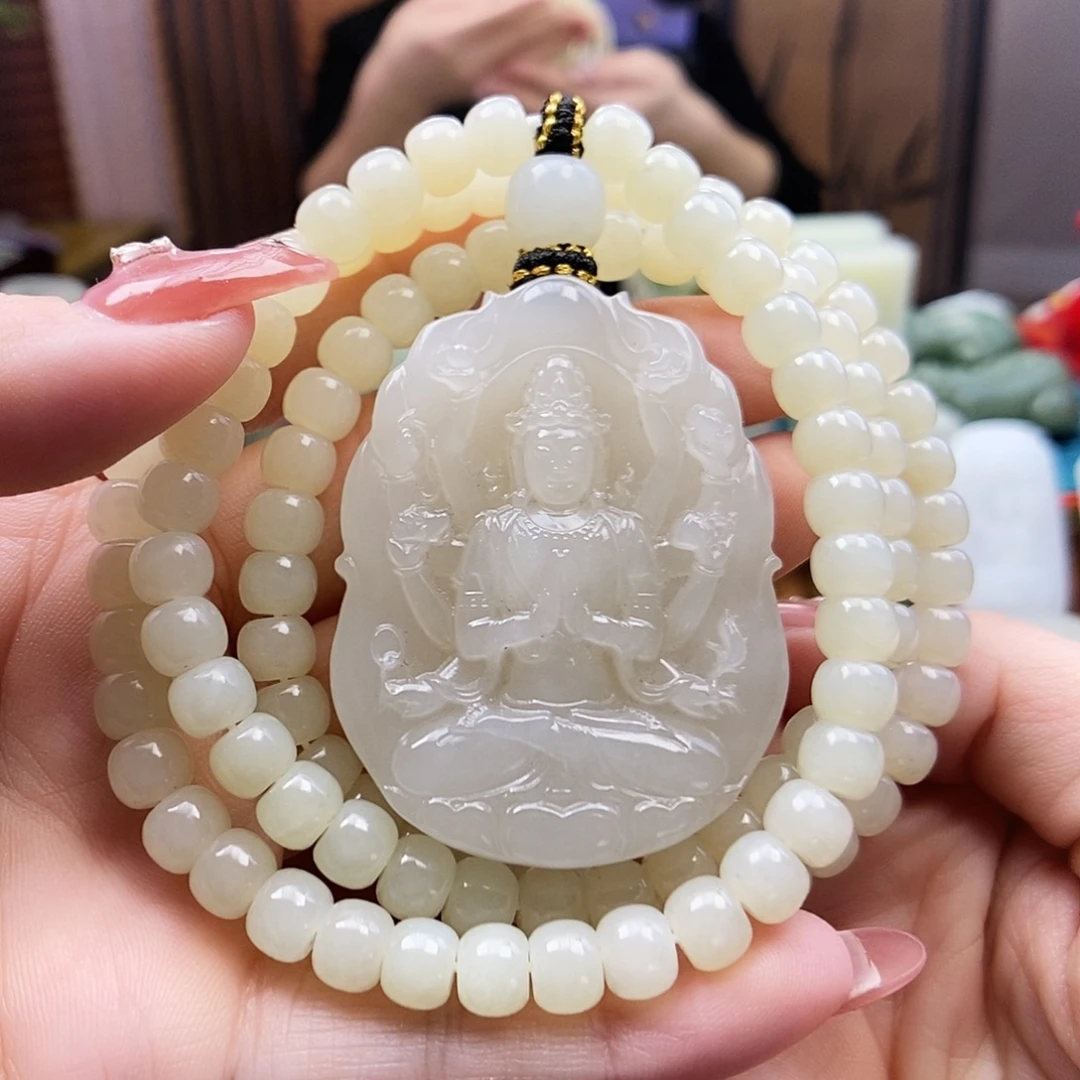 乡***子和田玉未镶嵌颈饰