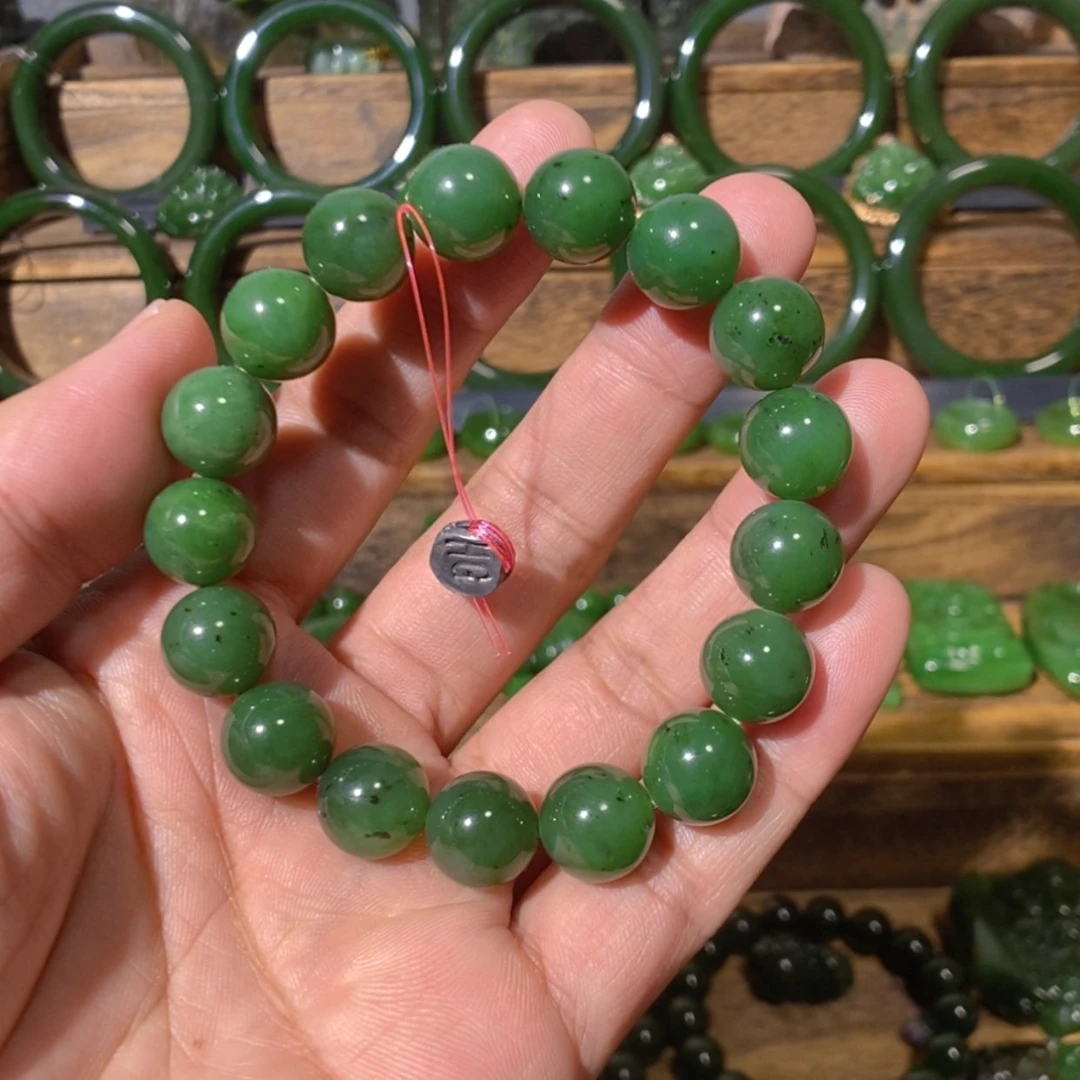 【闪购商品】吊坠(不含链)未镶嵌和田玉加拿大碧玉手串 12