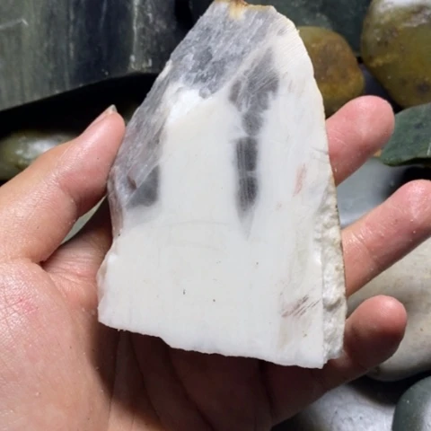未镶嵌和田玉（糖玉）挂件