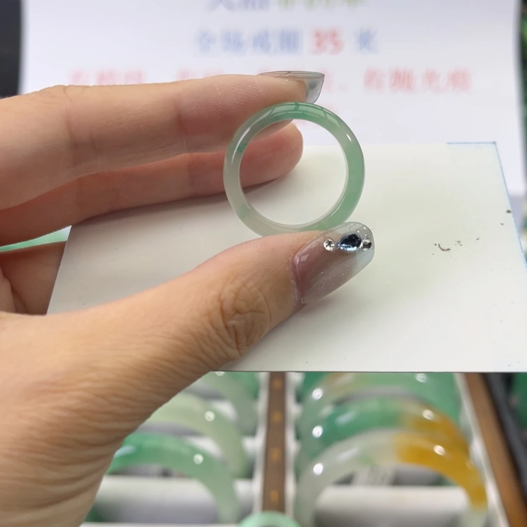 石英质玉（非洲翠）合金戒指
