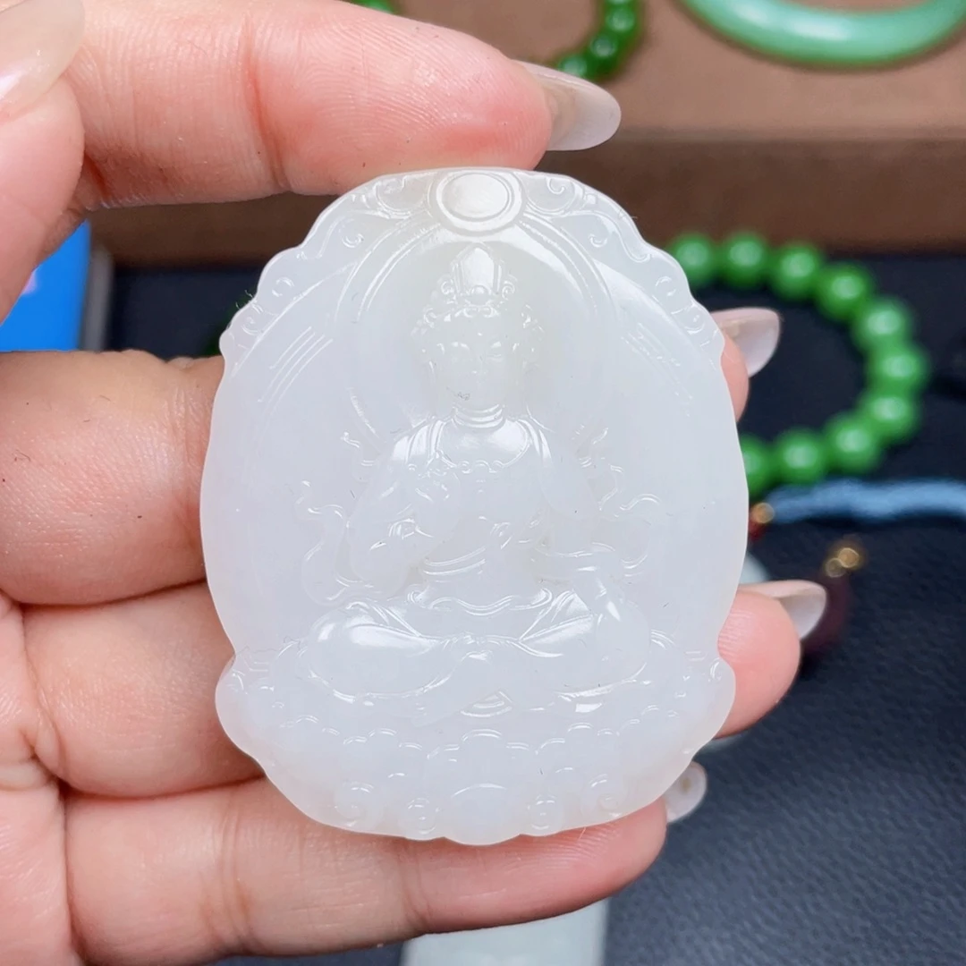 颈饰未镶嵌和田玉